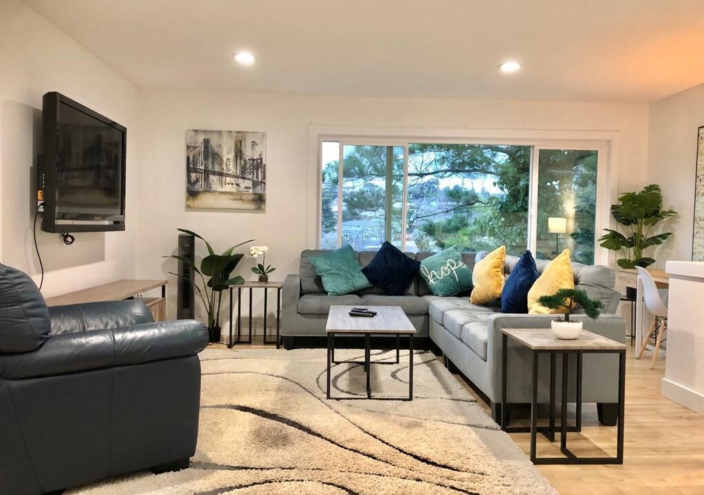Photo of Livingroom in Castro Valley