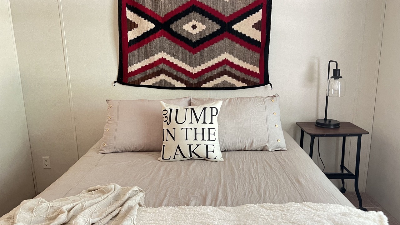 Photo of Bedroom in Higden