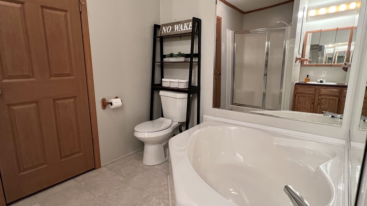 Photo of Bathroom in Higden