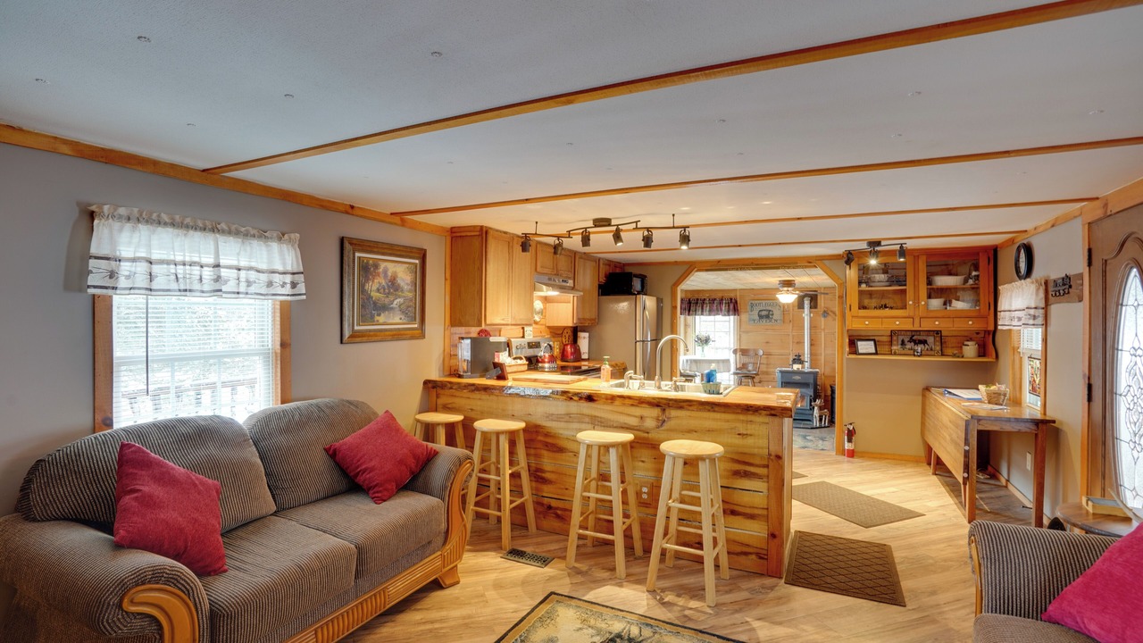 Photo of Livingroom in Oak Hill