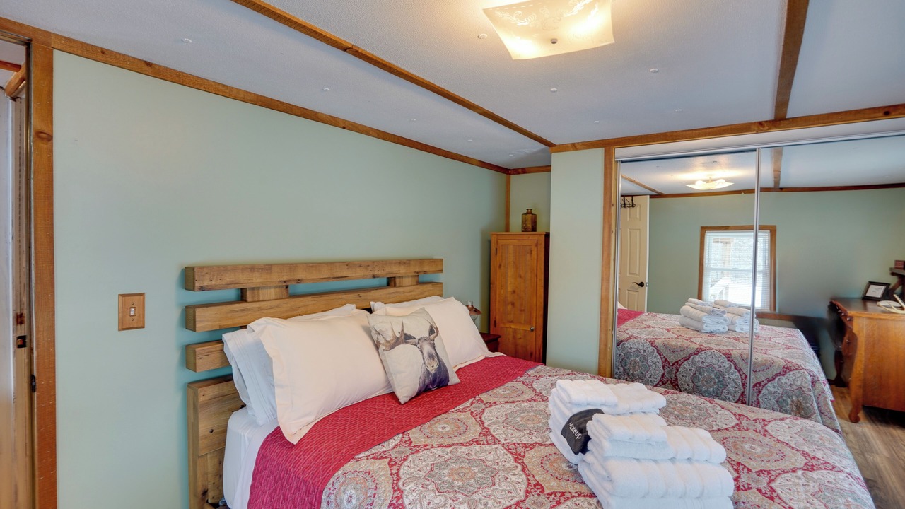 Photo of Bedroom in Oak Hill