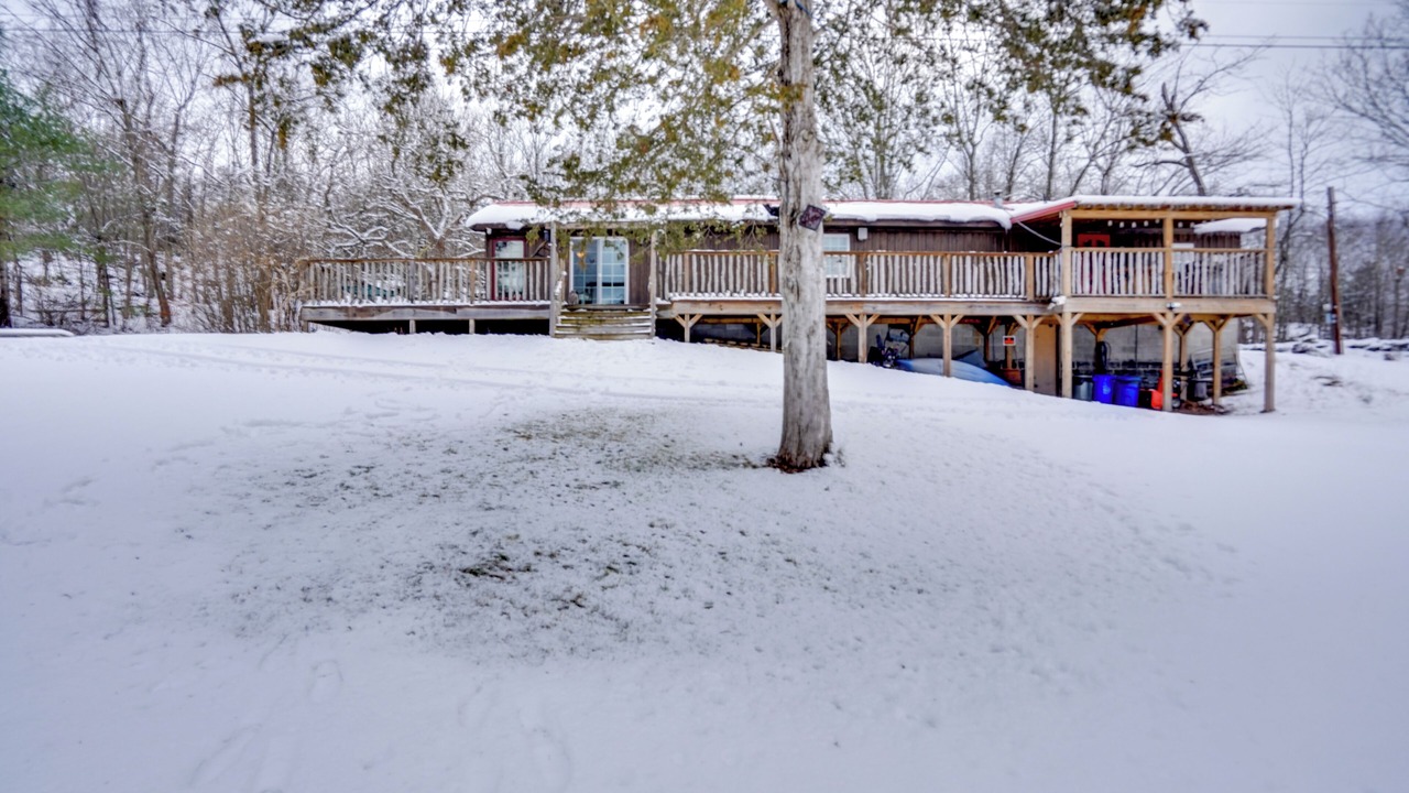 Photo of Outdoor in Oak Hill