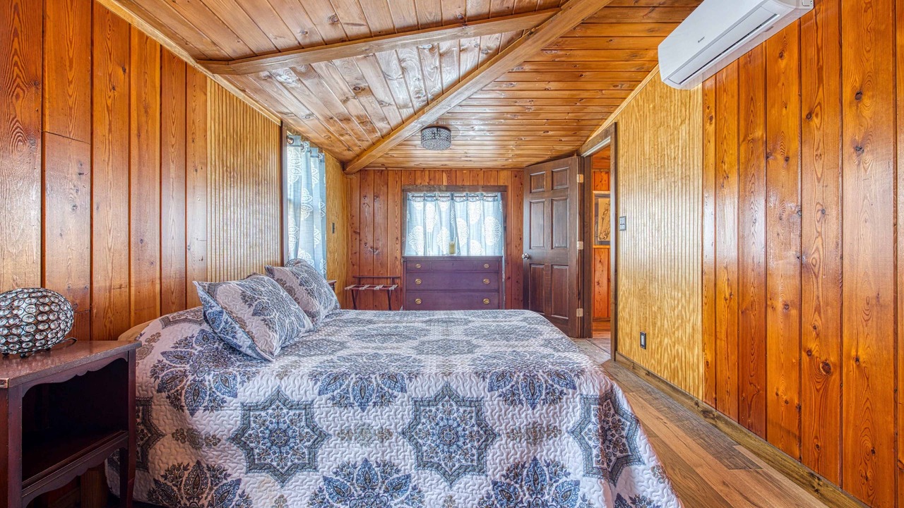 Photo of Bedroom in Elka Park