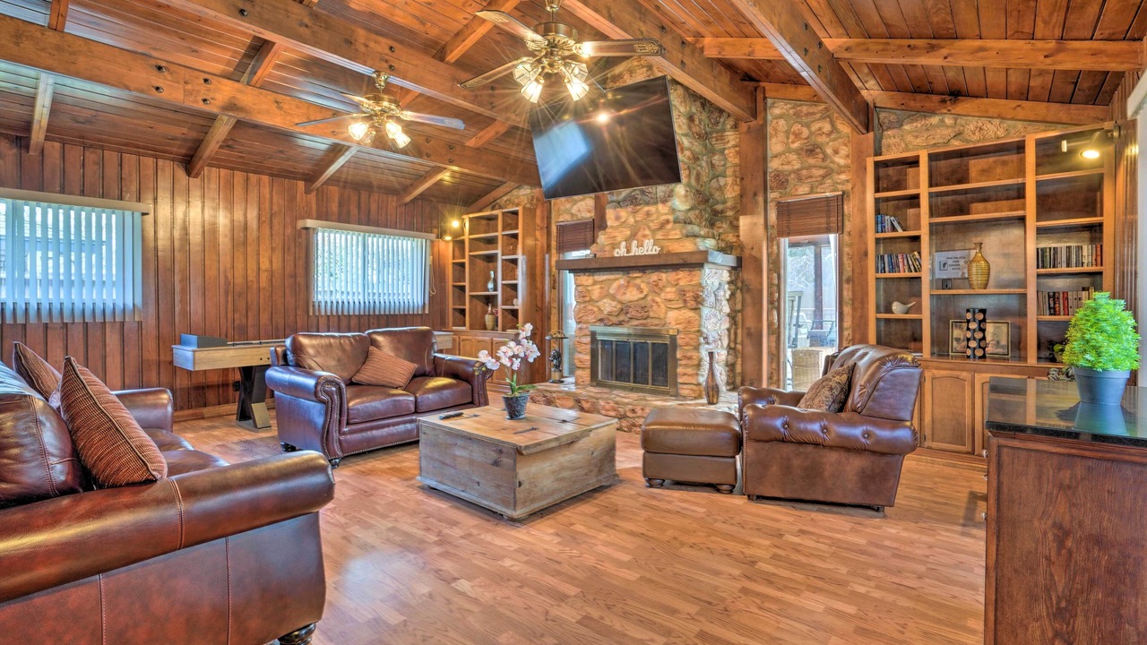Photo of Livingroom in West San Antonio