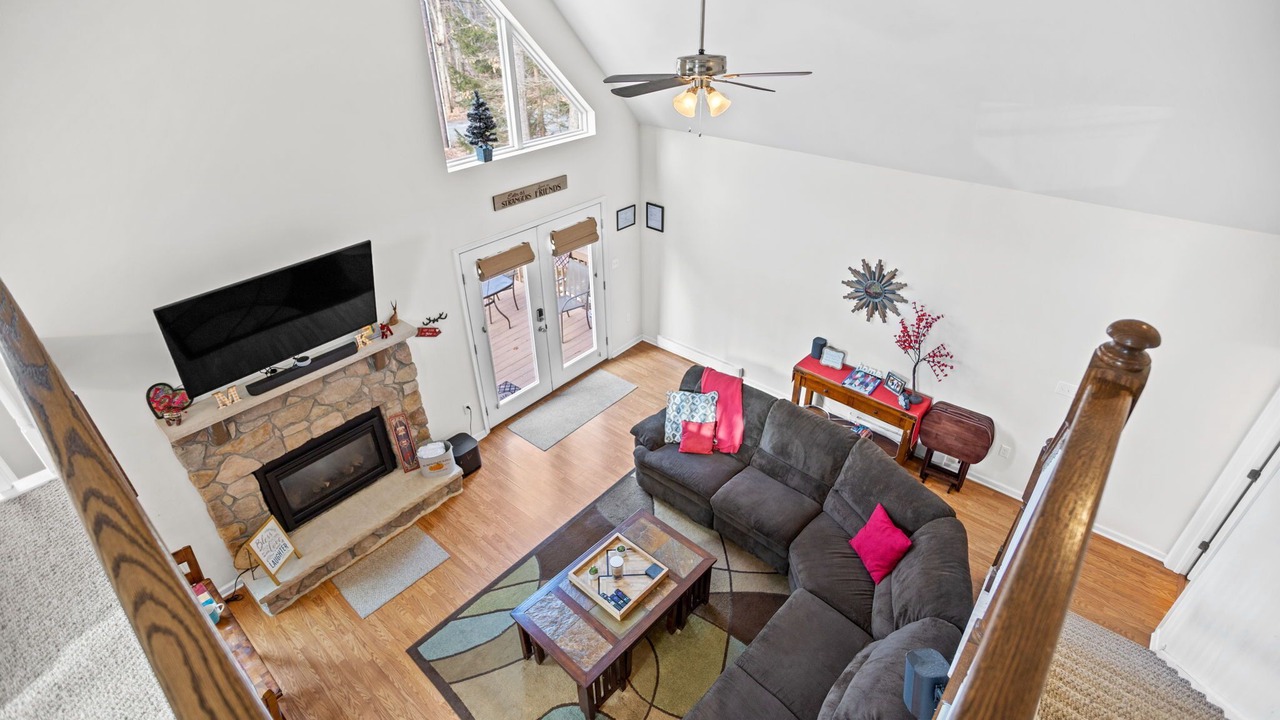 Photo of Livingroom in Albrightsville