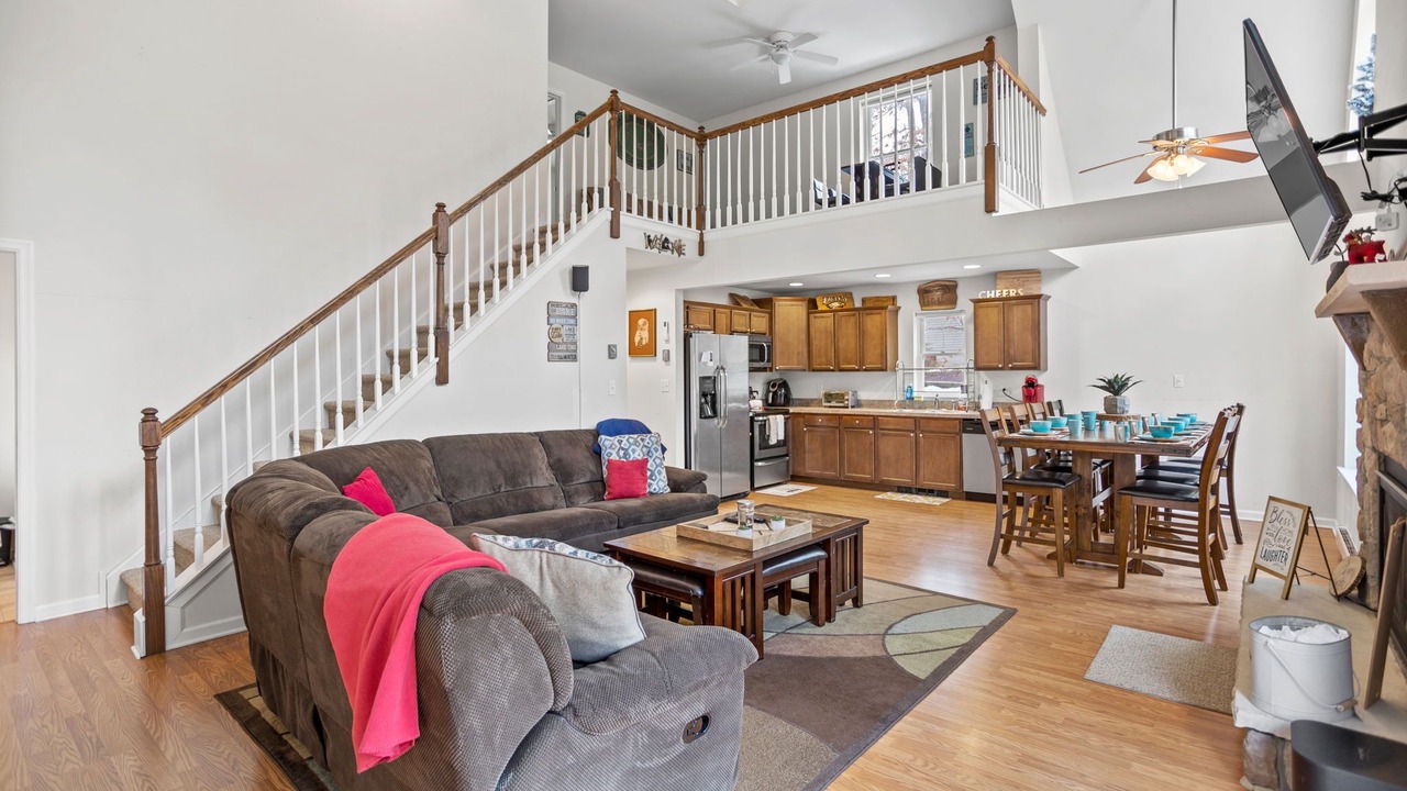 Photo of Livingroom in Albrightsville