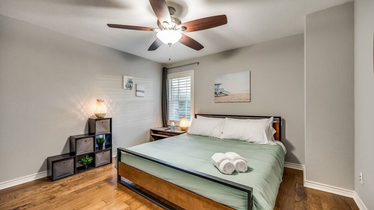 Photo of Bedroom in Far North Dallas