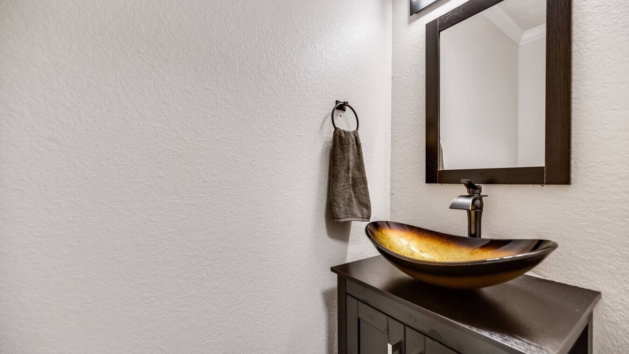 Photo of Bathroom in Far North Dallas