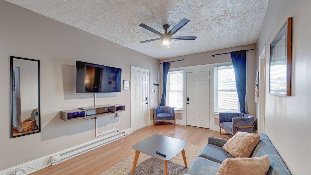 Photo of Livingroom in Indianapolis