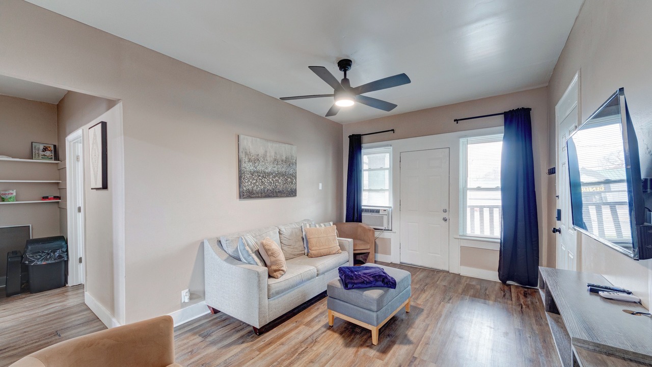 Photo of Livingroom in Indianapolis