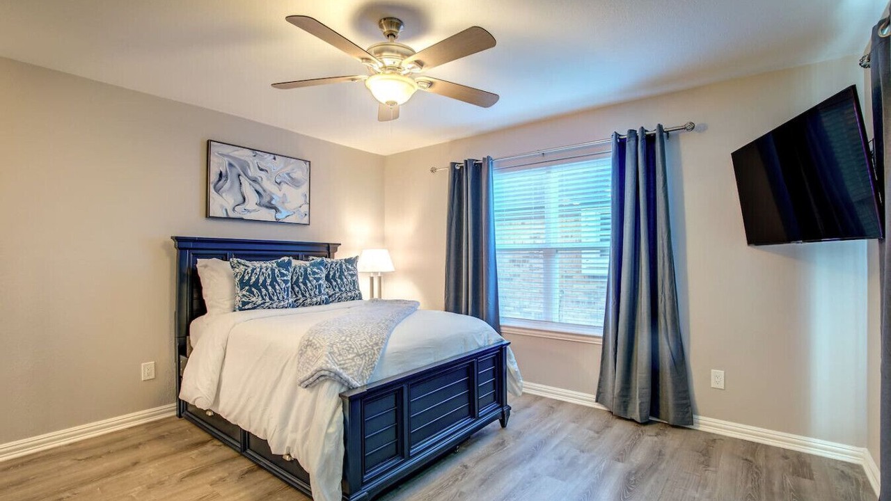 Photo of Bedroom in Rowlett