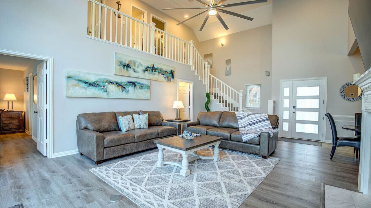 Photo of Livingroom in Rowlett