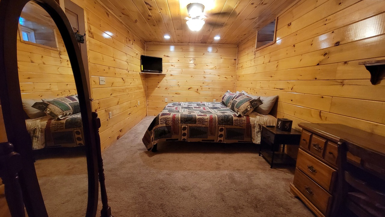 Photo of Bedroom in Cold Brook