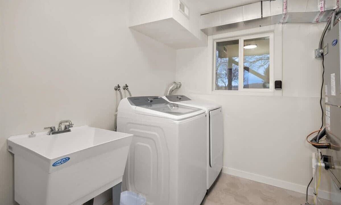 Photo of Bedroom in Veradale