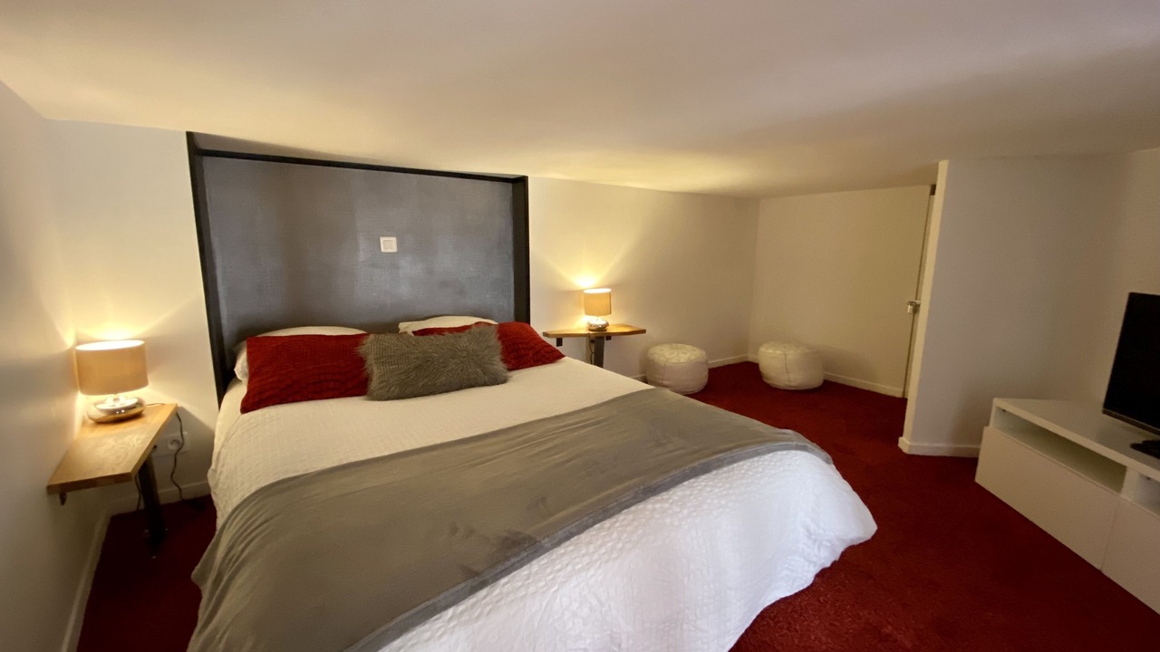 Photo of Bedroom in Charmettes - Bellecombe
