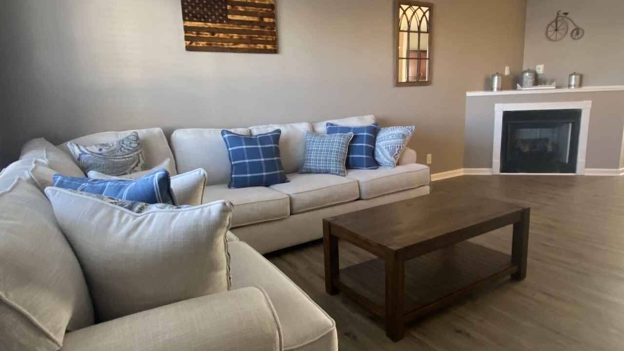 Photo of Livingroom in Clarksville