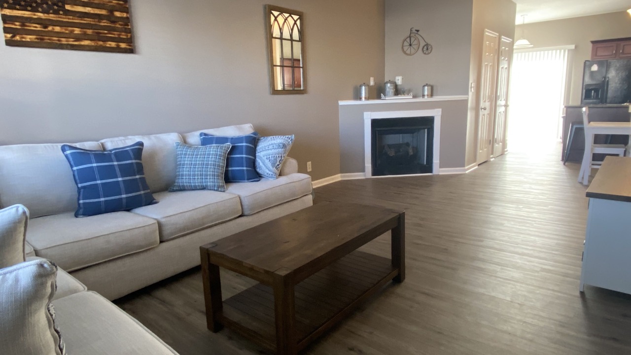Photo of Livingroom in Clarksville