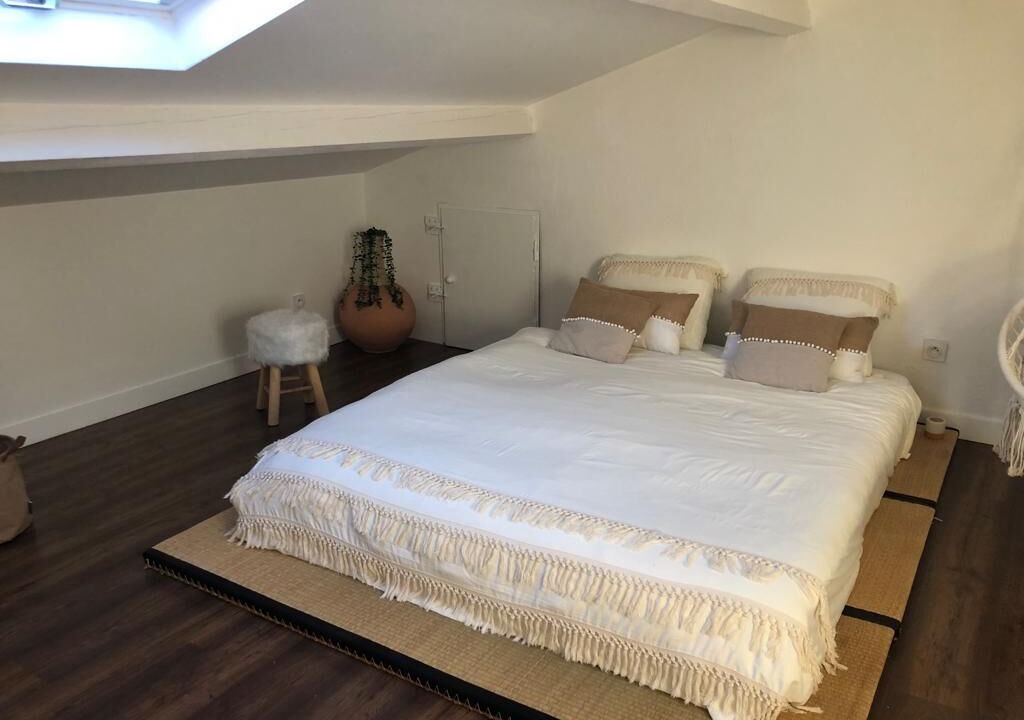 Photo of Bedroom in Salon-de-Provence