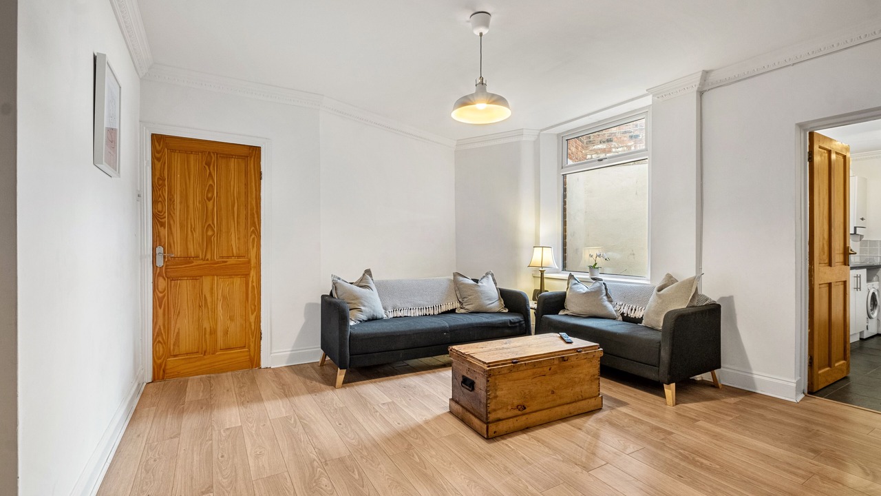 Photo of Livingroom in Heaton