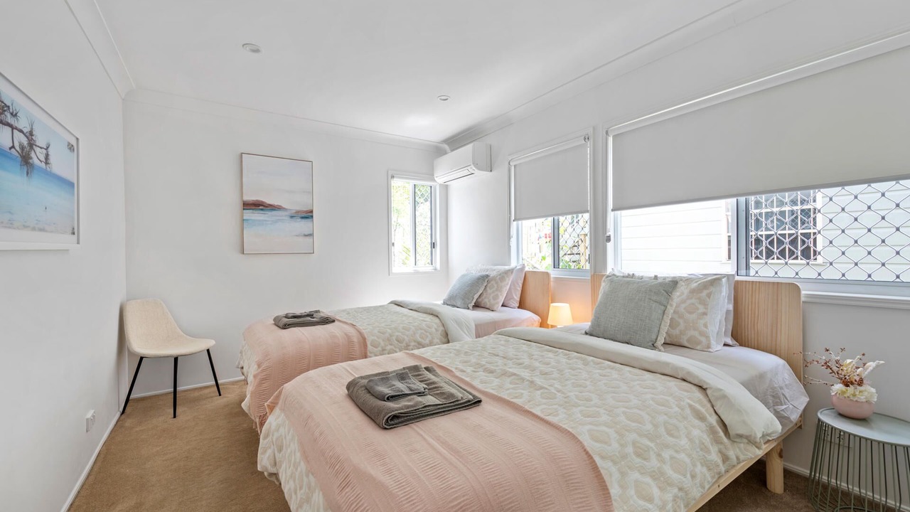 Photo of Others in Paddington