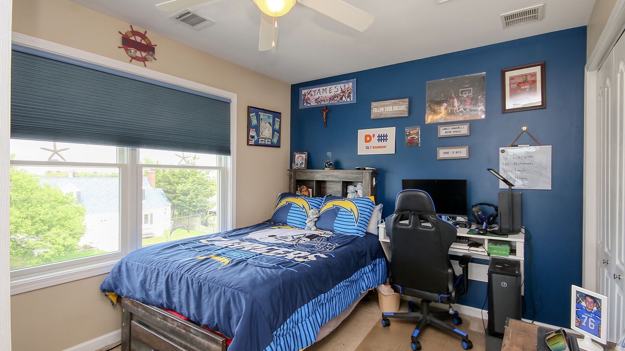 Photo of Bedroom in Ortley Beach