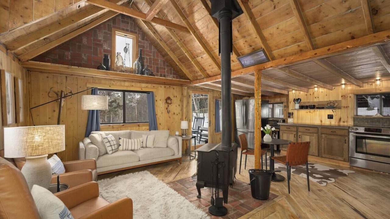 Photo of Livingroom in Coal Creek