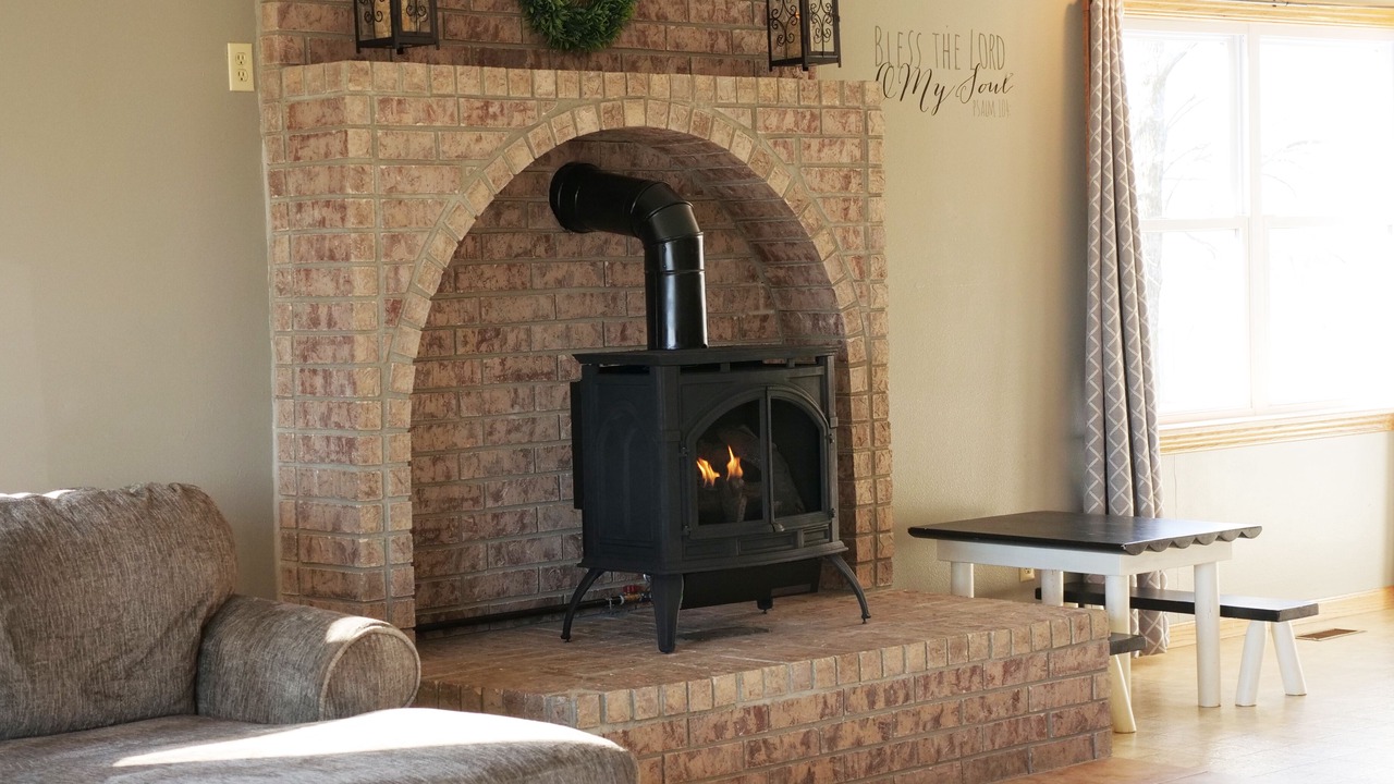 Photo of Livingroom in Lawrence County