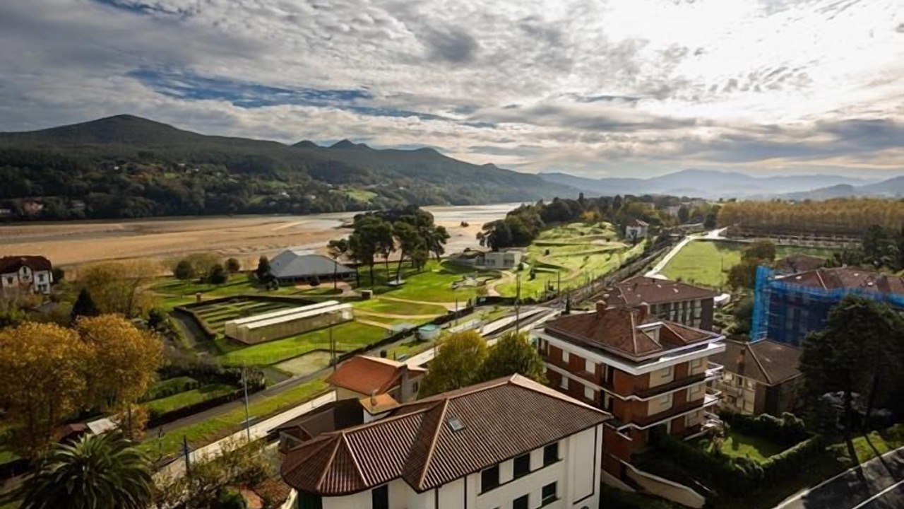 Photo of Outdoor in Busturia