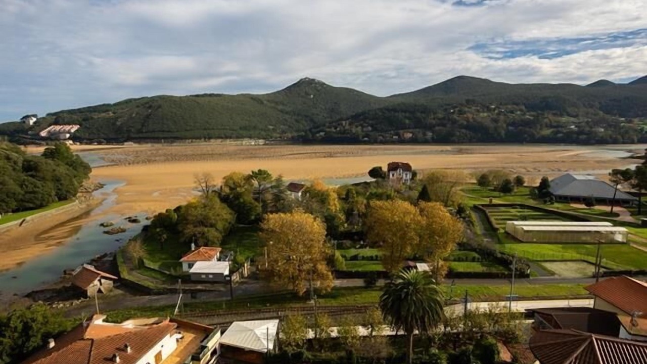 Photo of Outdoor in Busturia