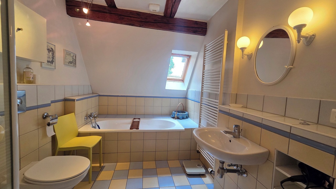 Photo of Bathroom in Barr