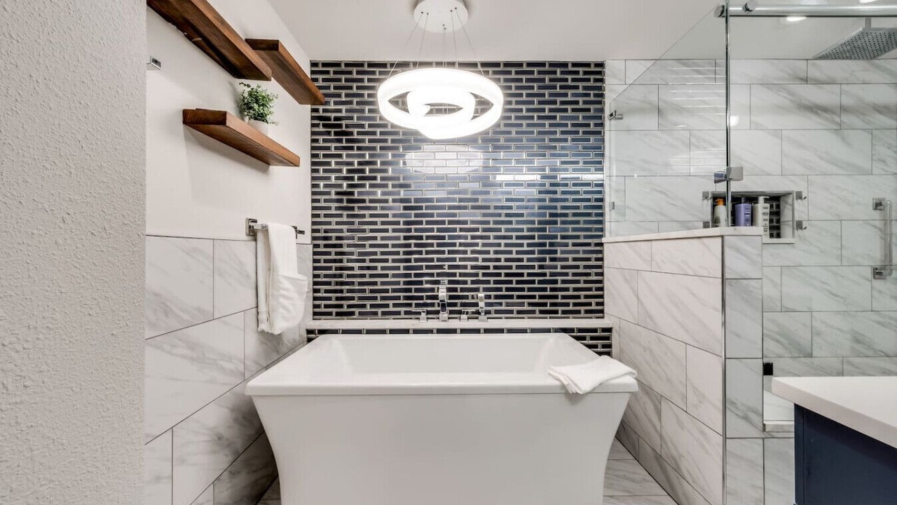 Photo of Bathroom in Far North Dallas
