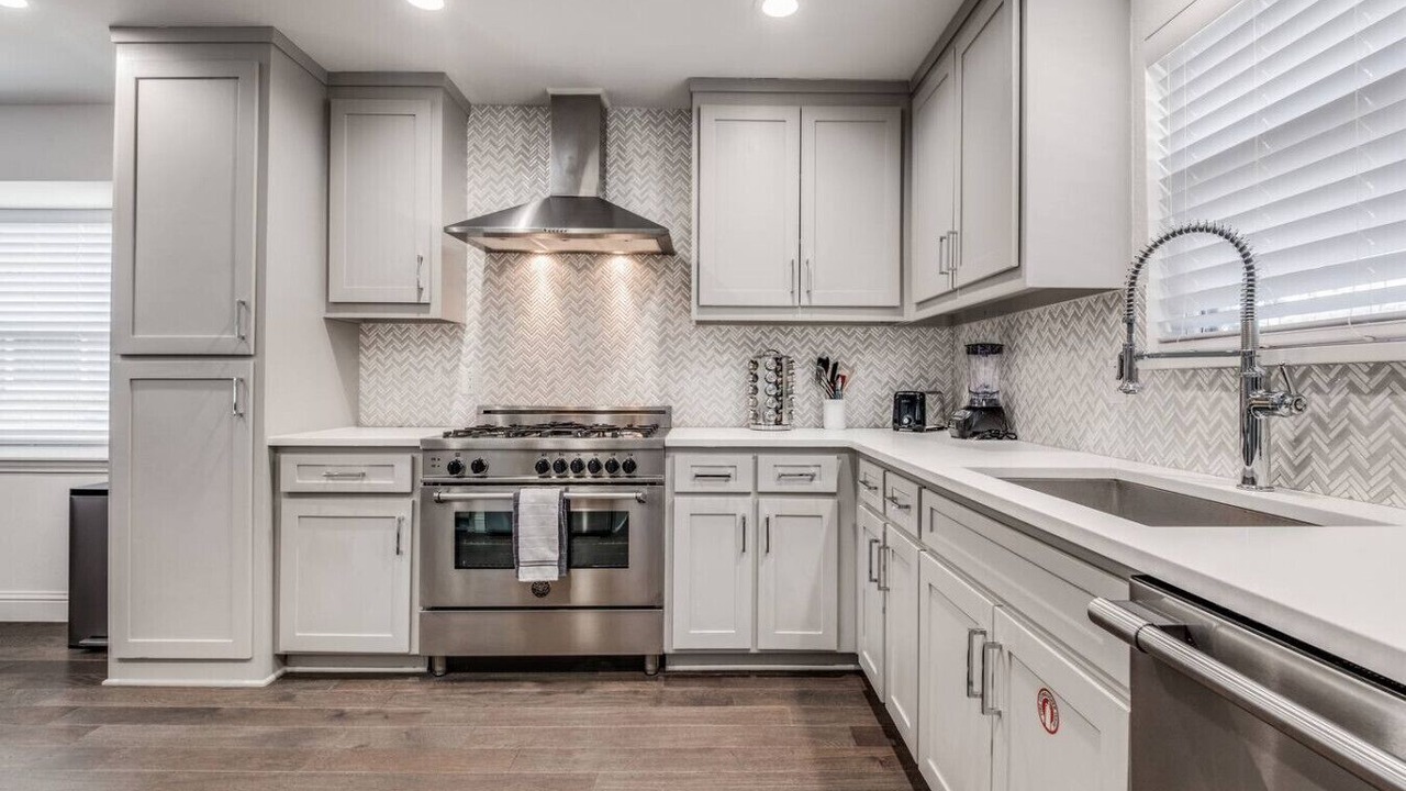 Photo of Kitchen in Far North Dallas
