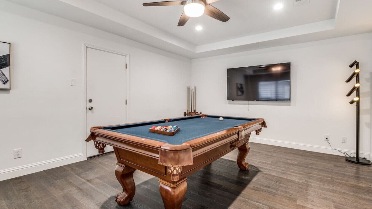 Photo of Bedroom in Far North Dallas