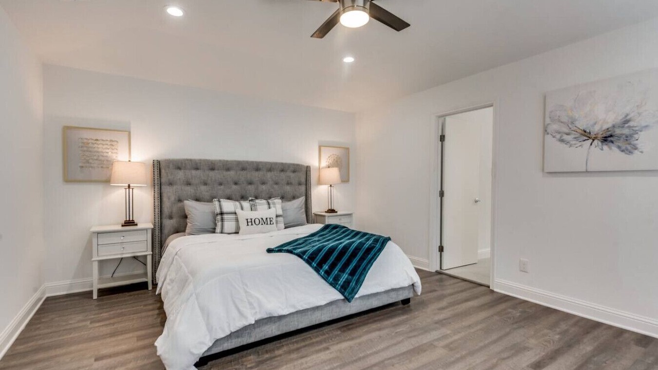 Photo of Bedroom in Far North Dallas