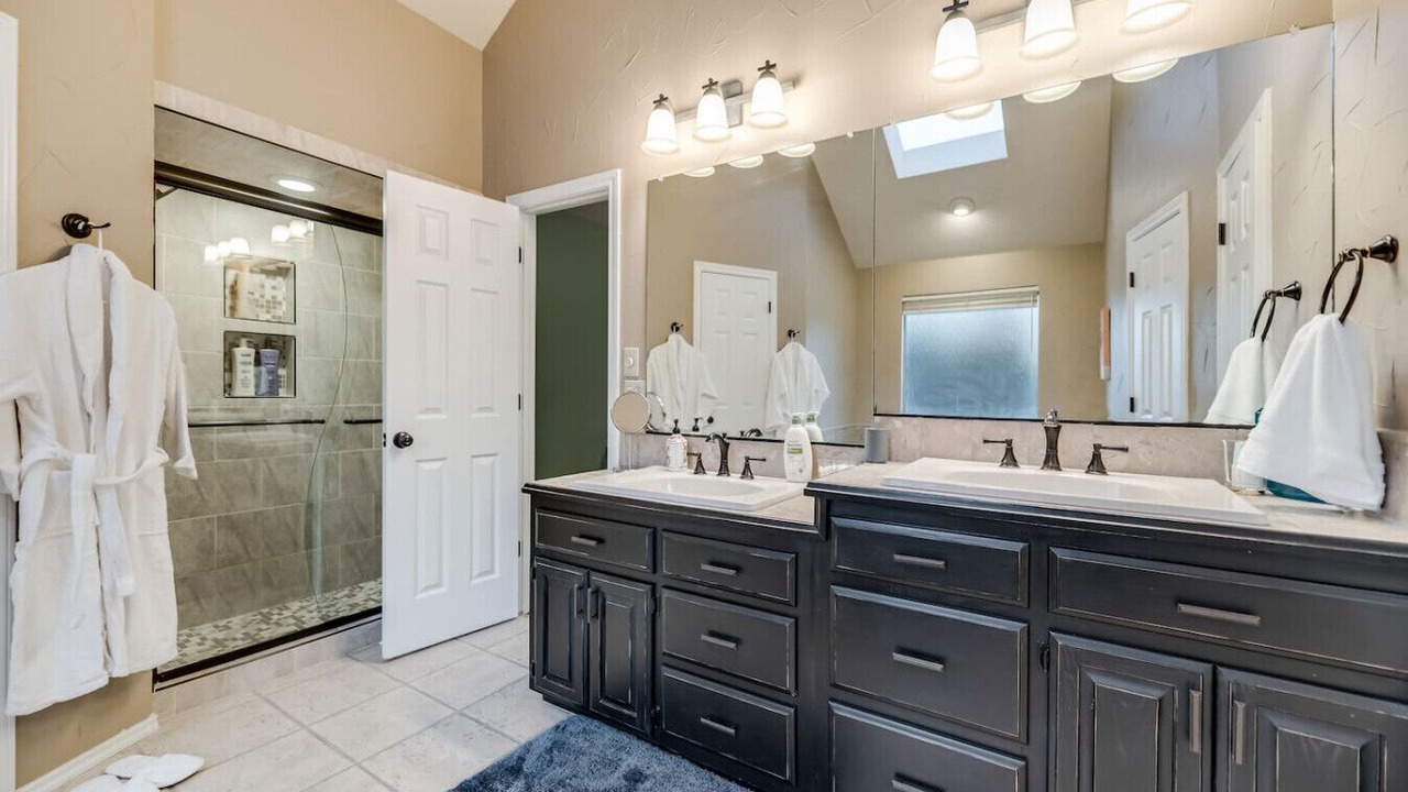 Photo of Bathroom in Plano