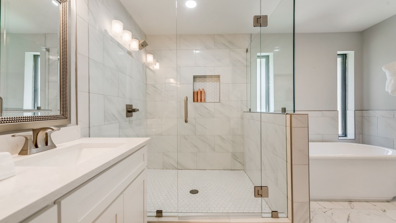 Photo of Bathroom in Carrollton