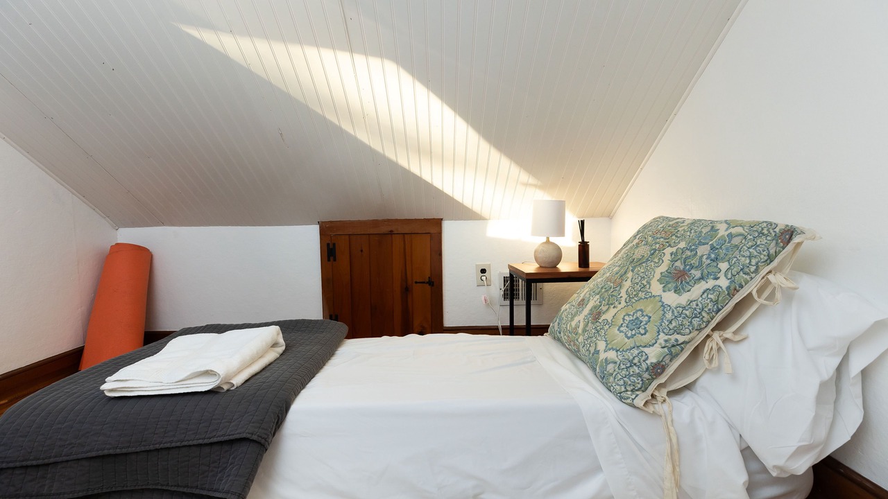 Photo of Bedroom in Mount Marion