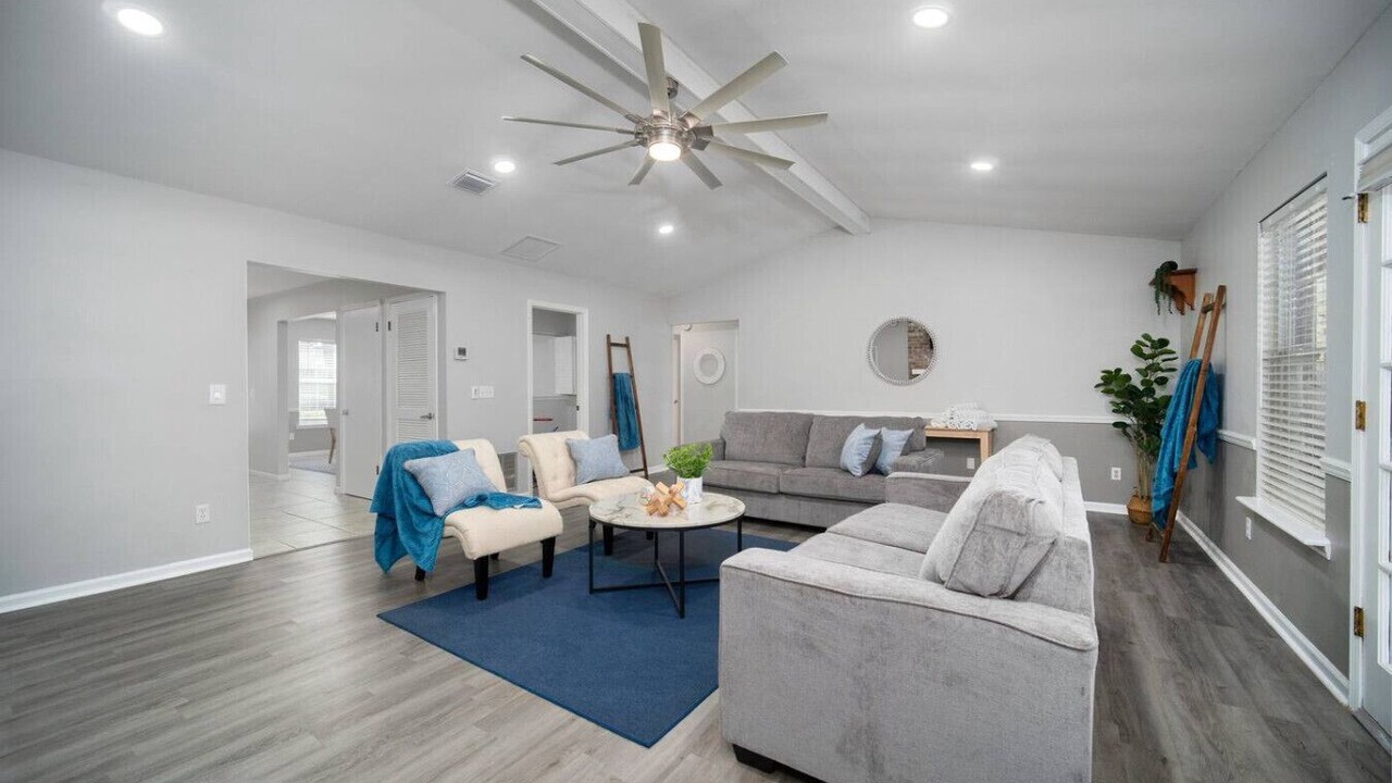 Photo of Livingroom in Del Rio