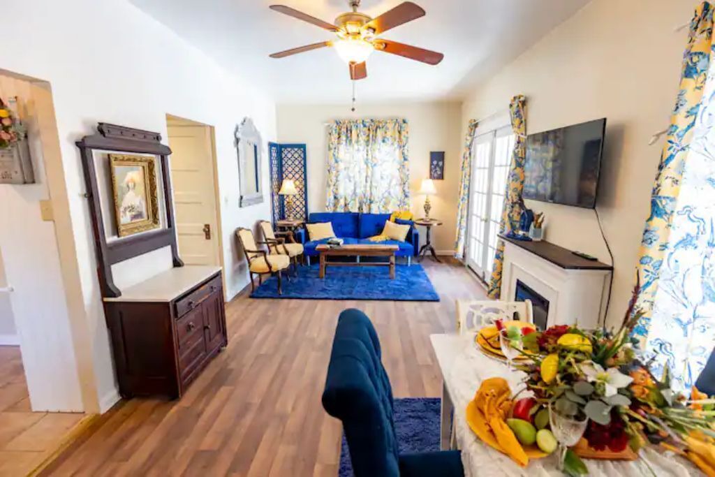 Photo of Livingroom in Mesilla Park