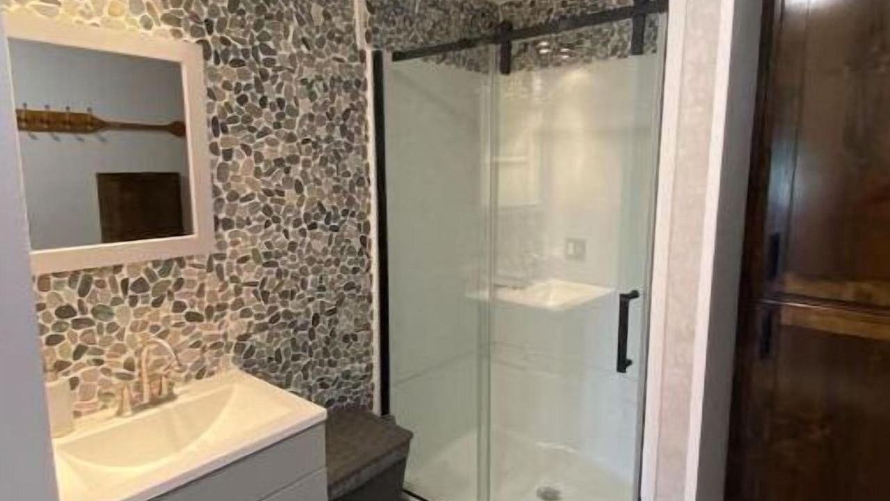Photo of Bathroom in Chetopa
