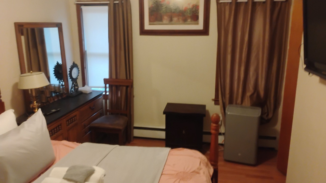 Photo of Bedroom in Liberty