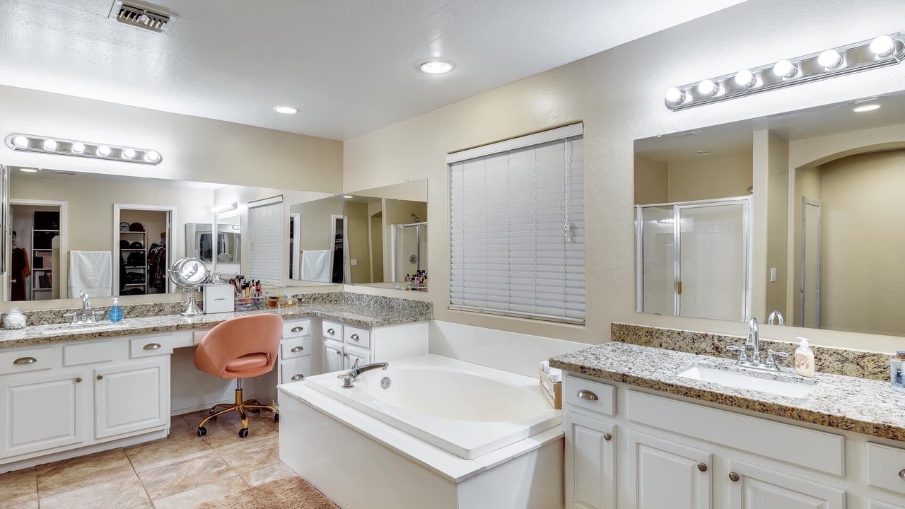 Photo of Bathroom in Glendale
