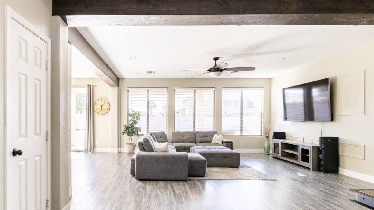Photo of Livingroom in Glendale