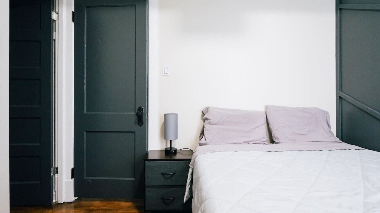 Photo of Bedroom in Logan Square