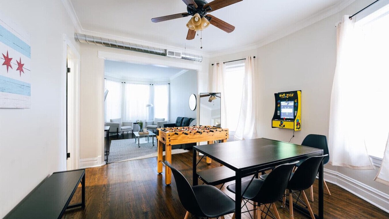 Photo of Bedroom in Logan Square