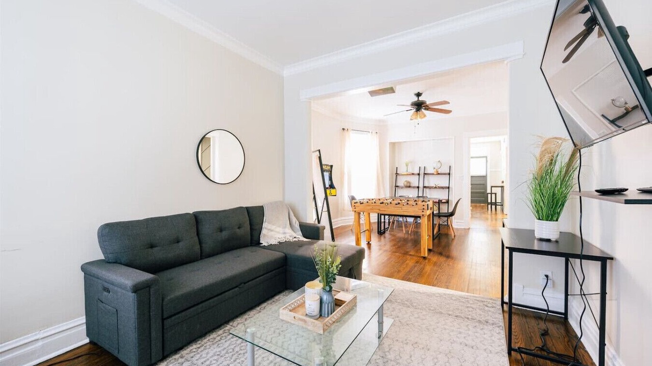 Photo of Livingroom in Logan Square