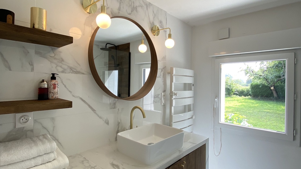 Photo of Bathroom in Hautot-sur-Mer