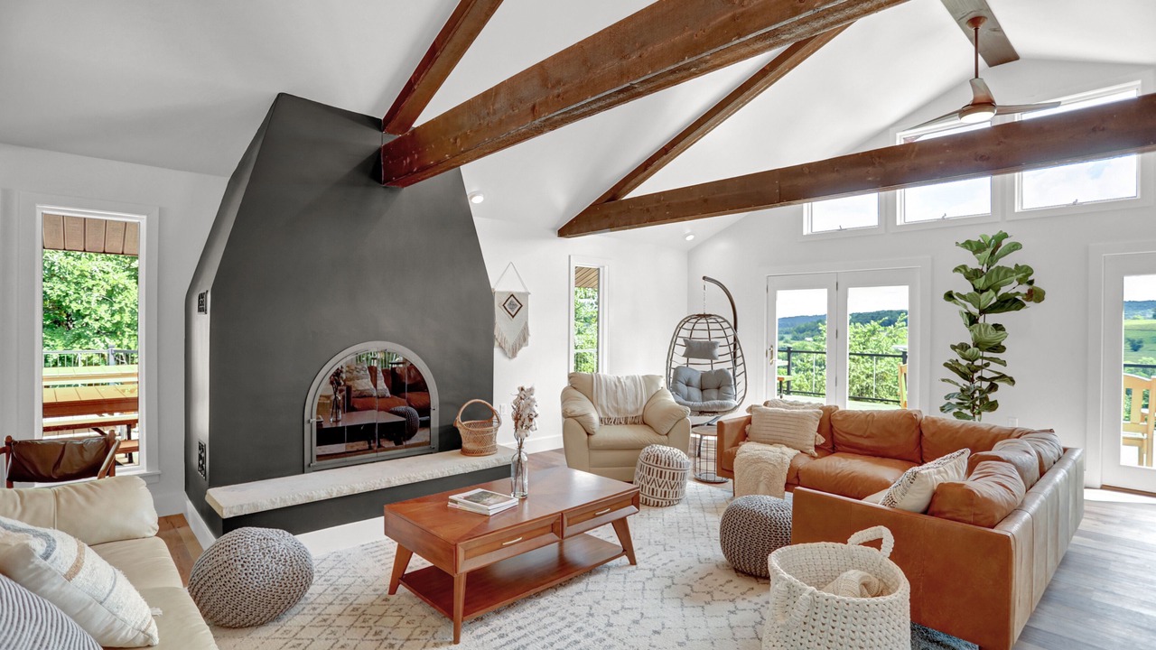 Photo of Livingroom in Newport