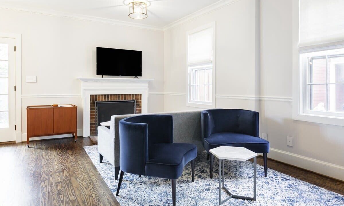 Photo of Livingroom in Old Town Alexandria
