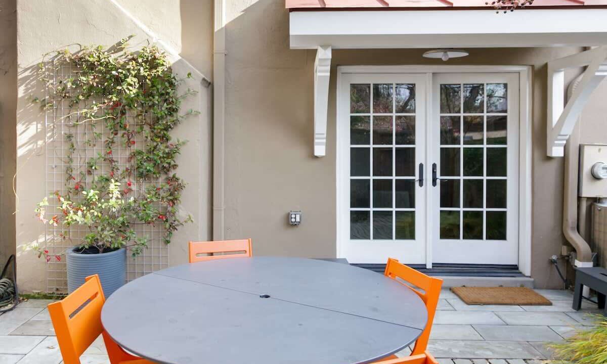 Photo of Outdoor in Old Town Alexandria